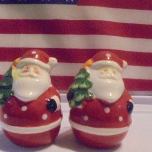 Christmas Salt and Pepper Shakers
